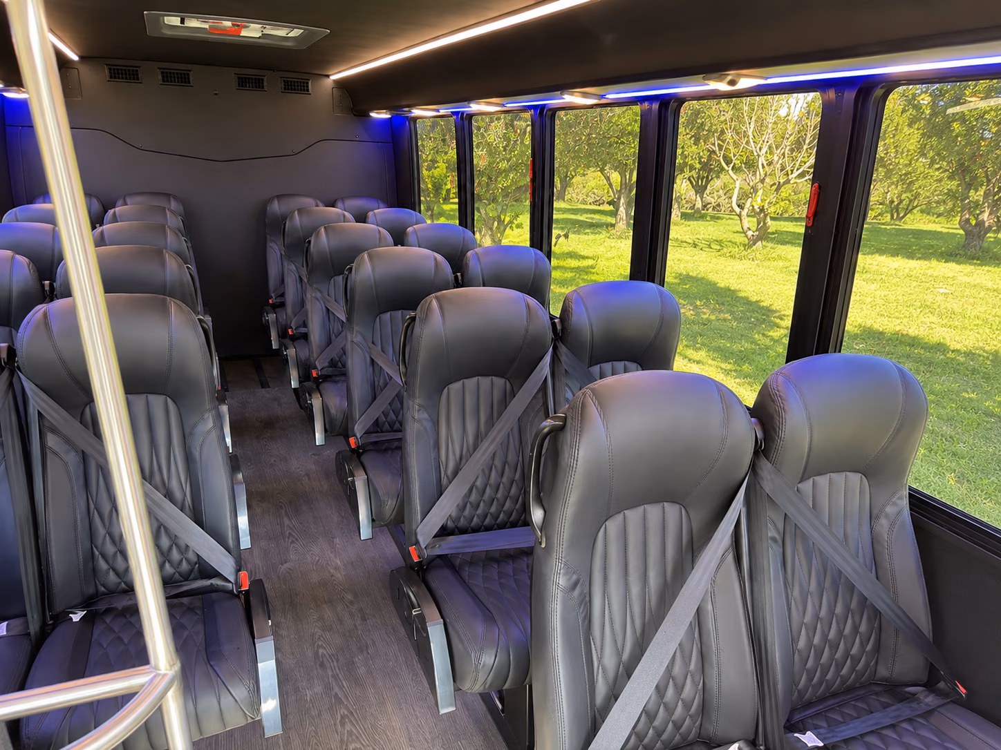allentown 15 passenger minibus interior