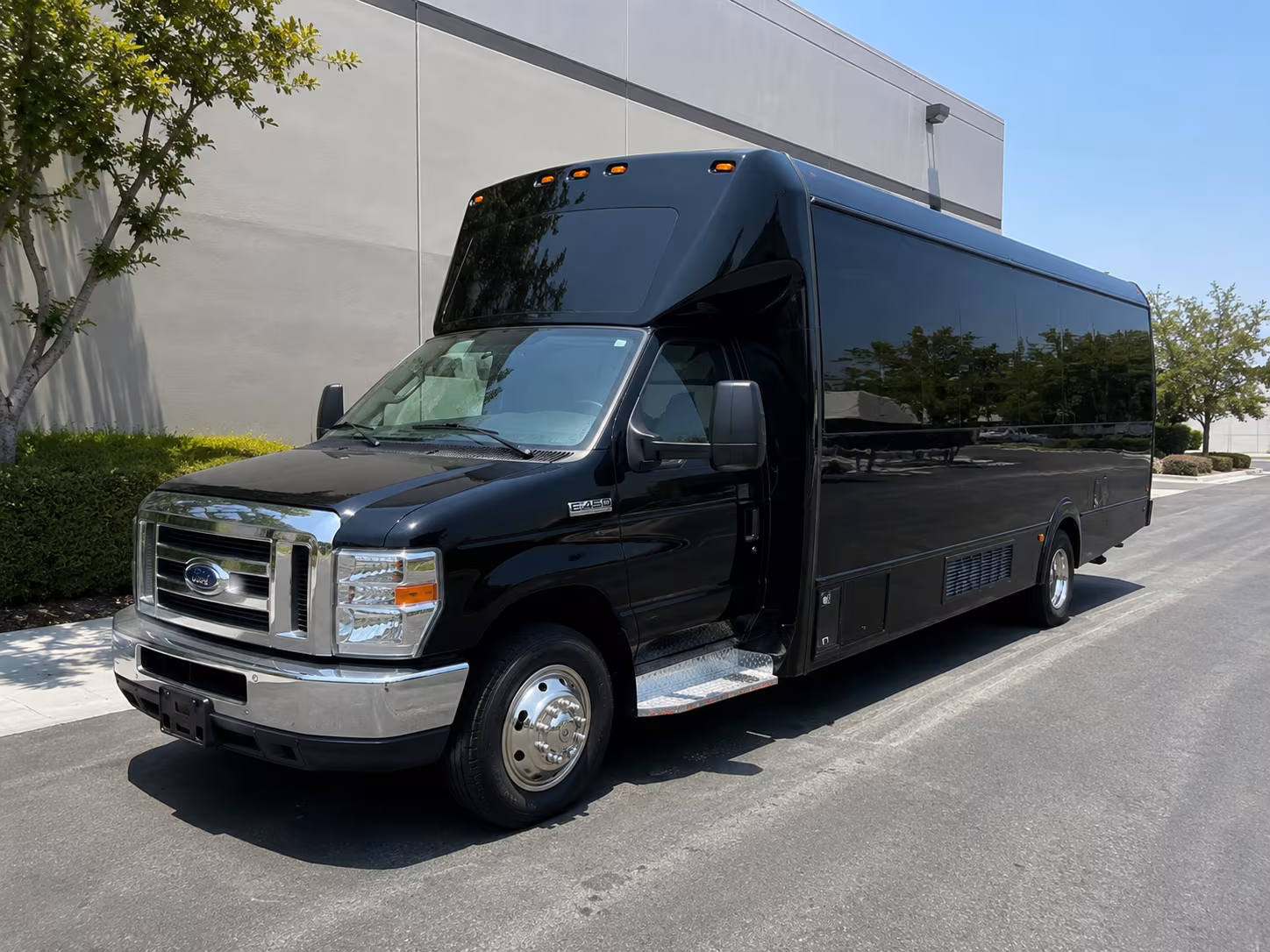 compare bus rental pricing in allentown online upfront and in minutes